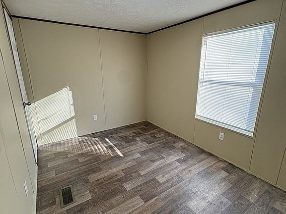 2nd image of 25 Lovell Valley Dr