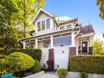 2333 12th Avenue E, Seattle, WA, 98102