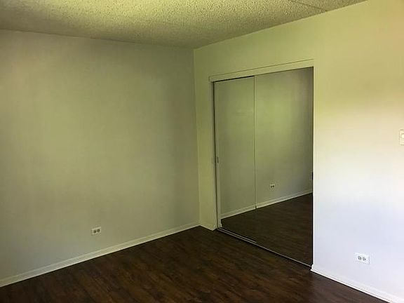 5th image of 1030 Dunlop Ave APT 1C