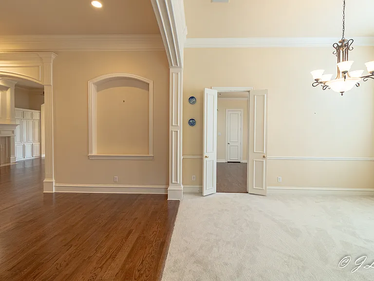 1053 Sir Lancelot Cir — Photo 39