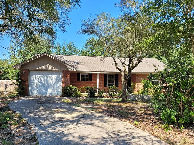 6506 Colonial Dr — Photo 1