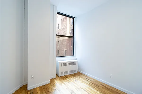 Rented by City Connections Realty | media 6