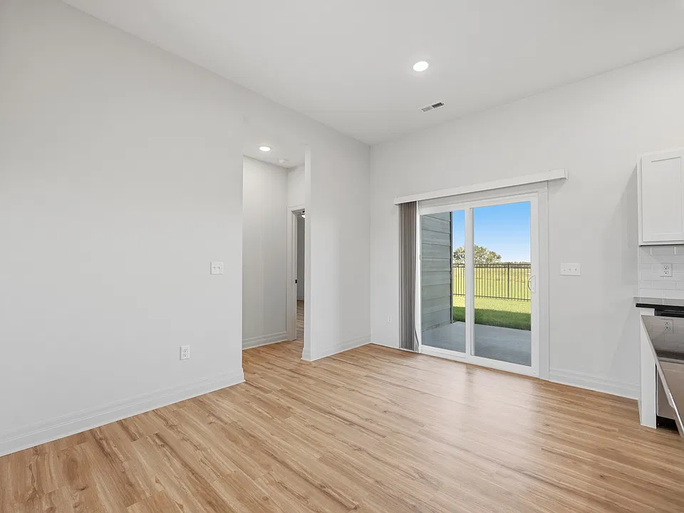 1502 Garnet Ct