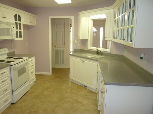 2nd image of 1127 Sally Dr