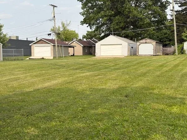 1917 Webster St, Fort Wayne, IN 46802