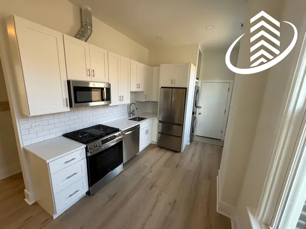1454 W Ohio St APT 2F, Chicago, IL 60642