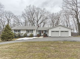 6 Chilhowie Dr, Kinnelon, NJ 07405
