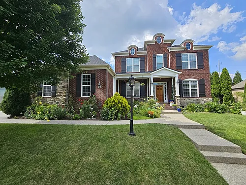 1530 Bledsoe Ln Photo 1