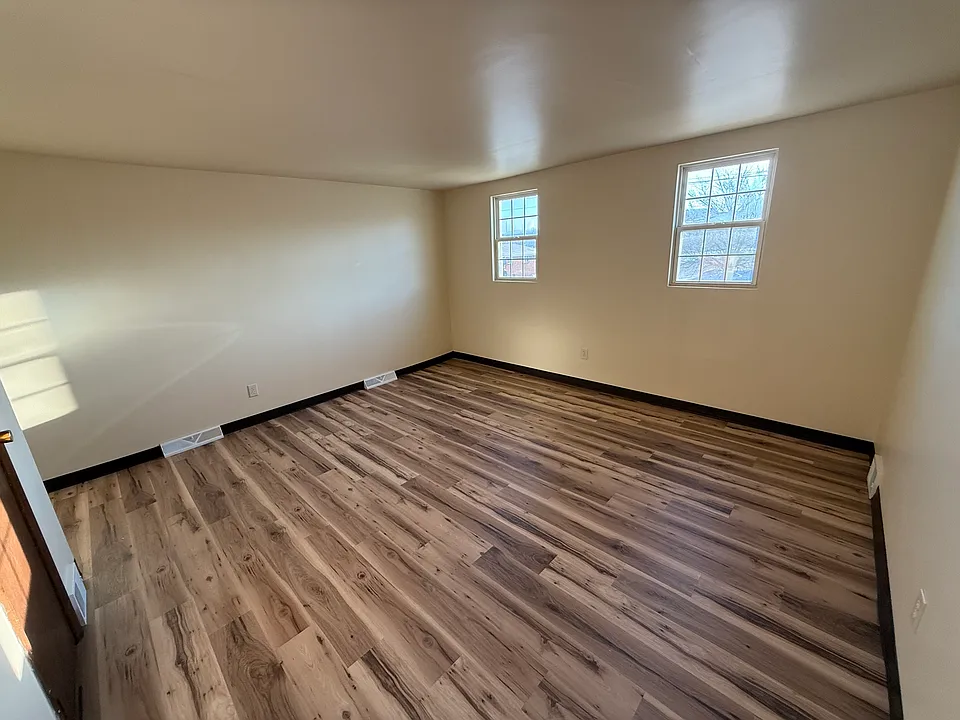 HUGE master bedroom