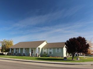 838 NE Tanager St, Mountain Home, ID 83647