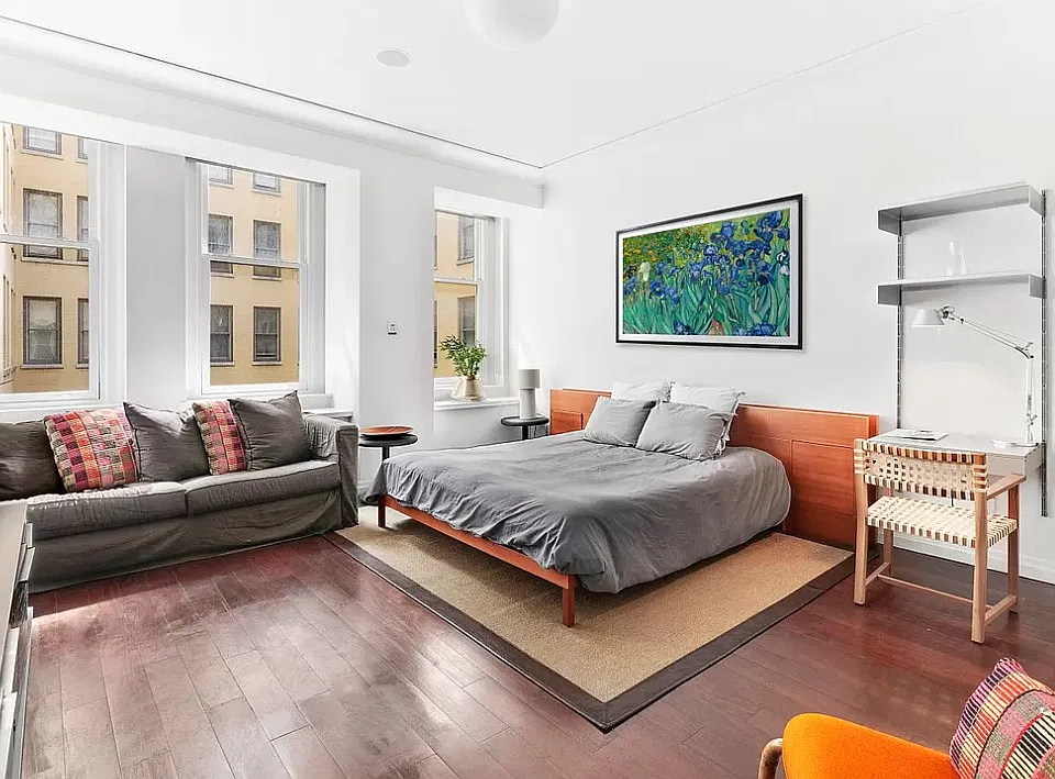 55 Wall St #703