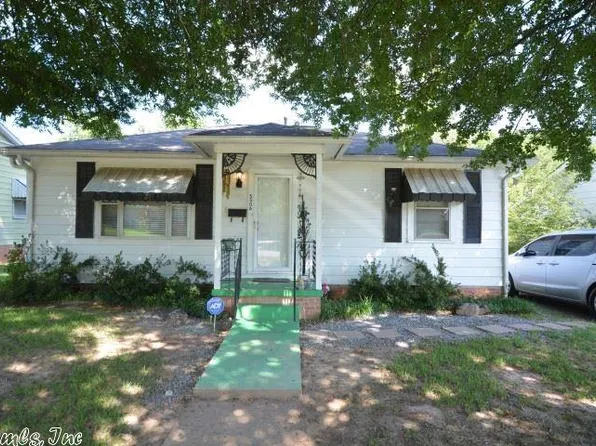 5506 Maple St, N Little Rock, AR 72118