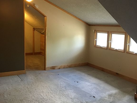  Large Master bedroom.