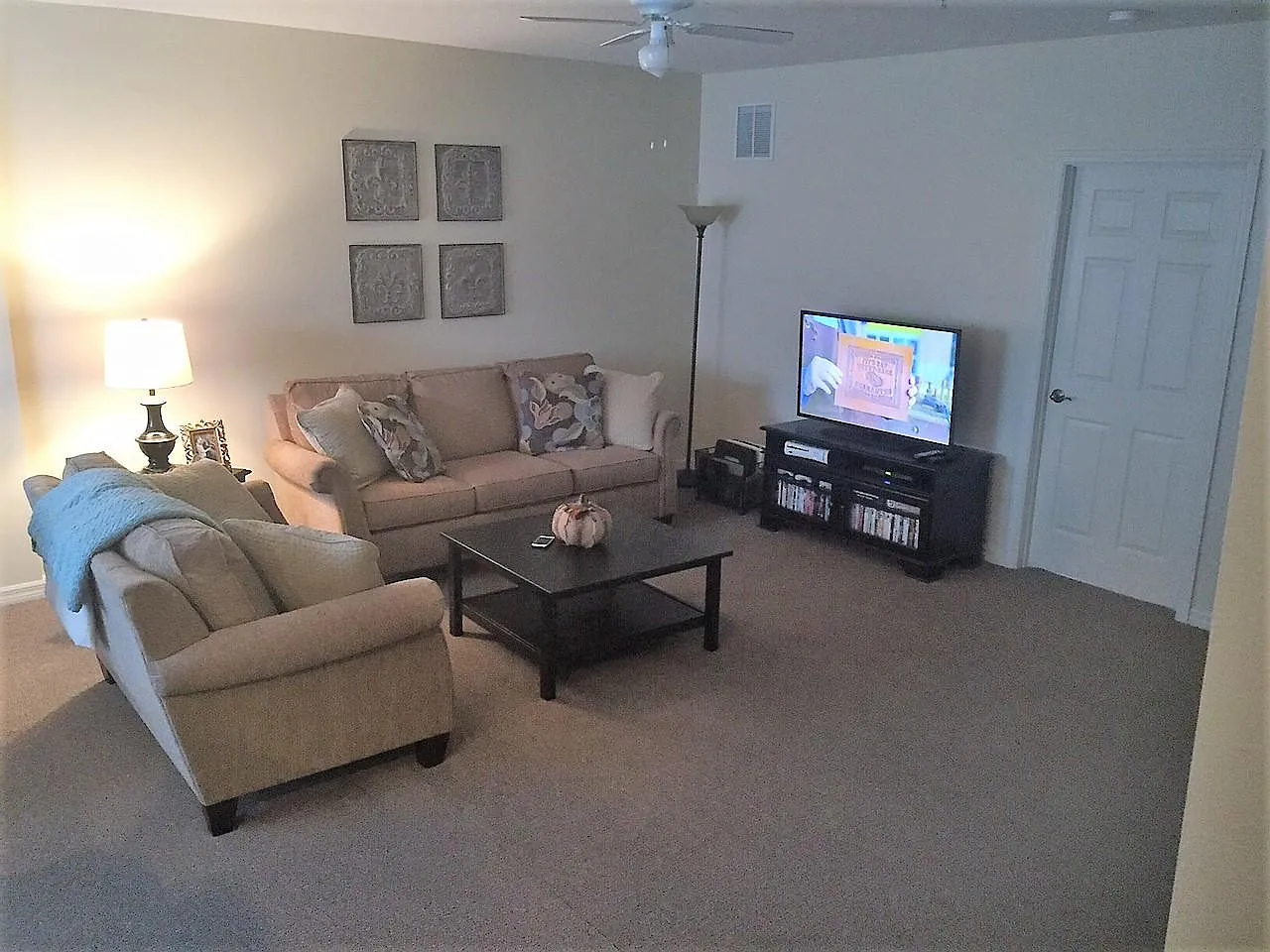3 bed, 1504 sqft, $2,100 — Photo 4
