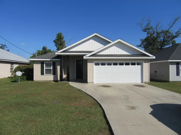 1517 Delaware Ave, Lynn Haven, FL 32444