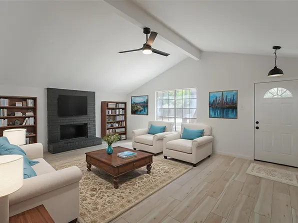 5311 Oaklynn Dr, Spring, TX 77373