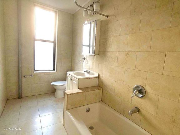 5th image of 227 Audubon Ave APT 42