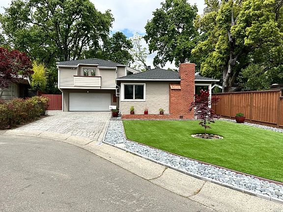 2nd image of 76 Brookmead Pl