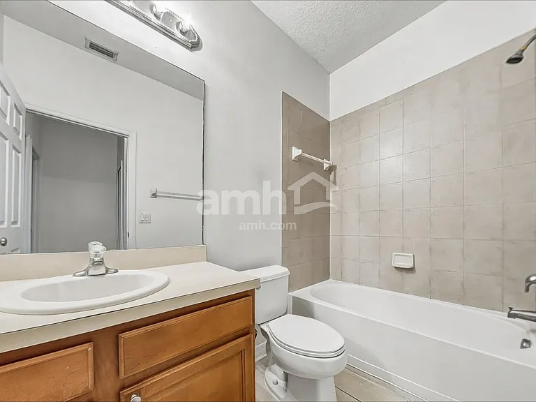 1726 Palmerston Cir — Photo 14