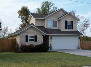 1334 Logan Dr, Webb City, MO 64870