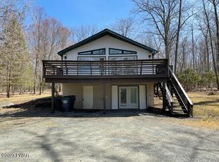 130 Estates Rd, Greentown, PA 18426