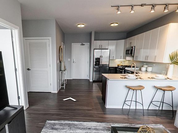 2nd image of 200 S Halsted St #1901