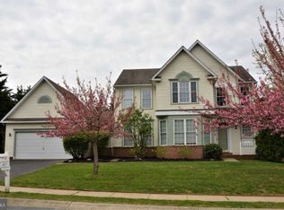 885 Caren Dr, Eldersburg, MD 21784
