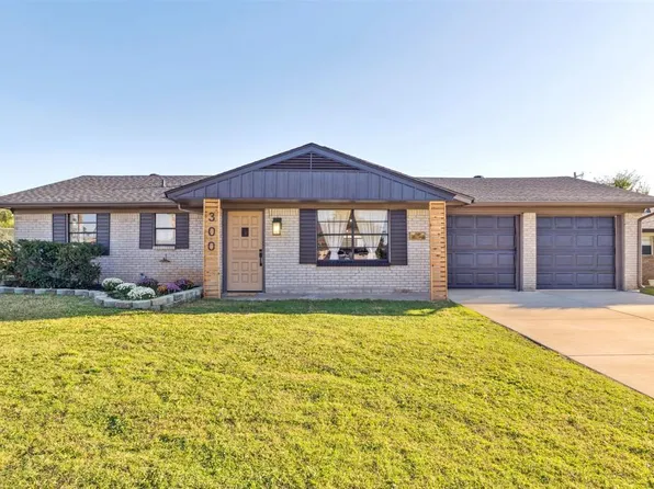 300 Willow Pl, Yukon, OK 73099