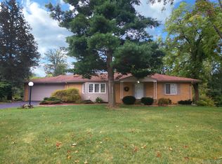 1070 Kennebec Rd, Grand Blanc, MI 48439