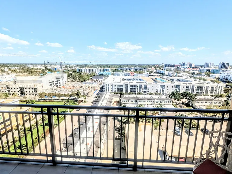 750 N Tamiami Trl #1404 — Photo 9