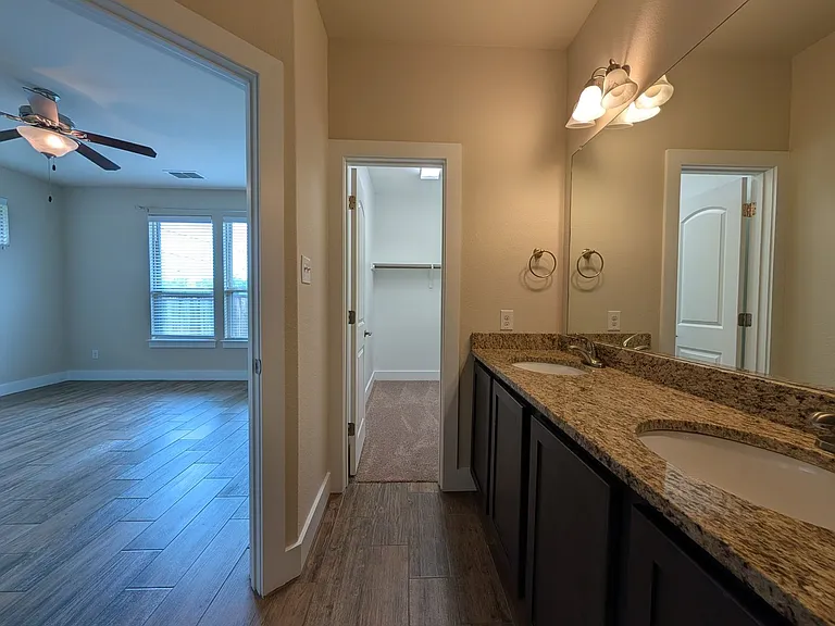 711 Gristmill Dr — Photo 20