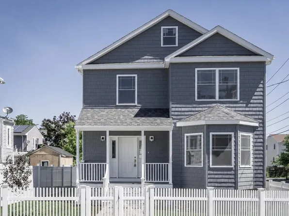36 Floyd St, Revere, MA 02151