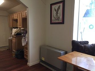 Dining area; off S entrance