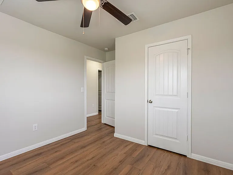 3304 Ortman Dr — Photo 17