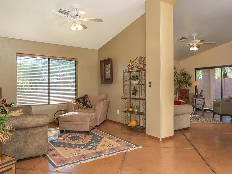 Living/Study Area