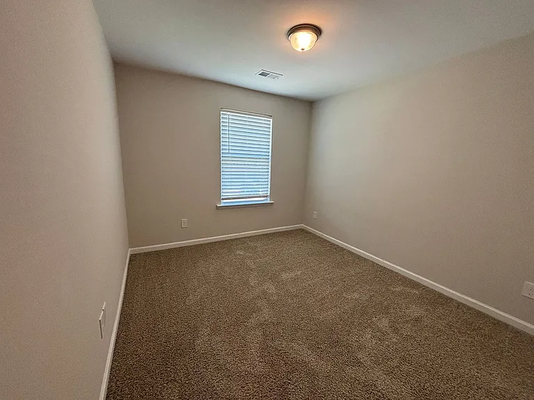 377 Baymont Dr — Photo 26