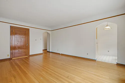 Floor plan 104