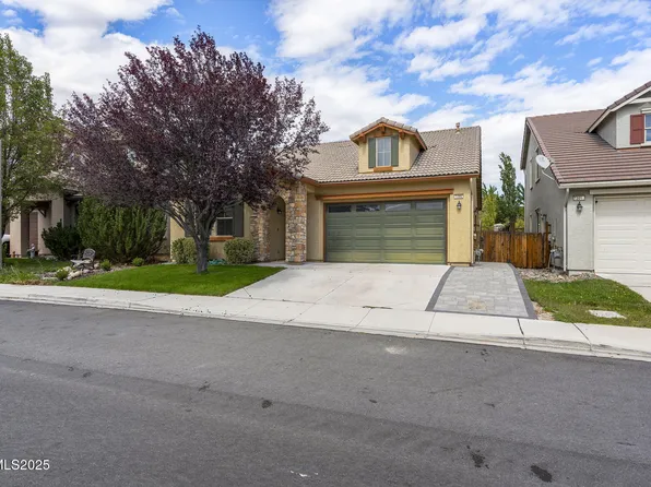 7295 Windswept Loop, Sparks, NV 89436