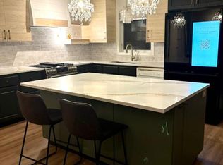 32 S Ramsey Close, Red Deer, AB T4P3K1