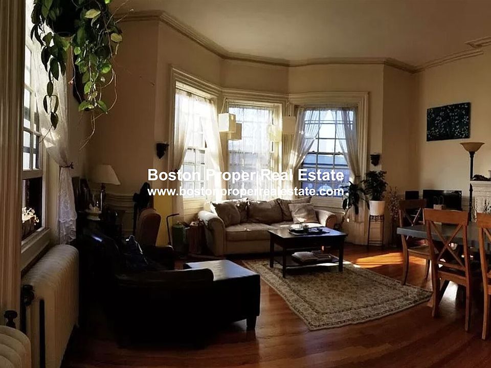 1 Gloucester St. #5 Boston - Back Bay Unit Photo 1