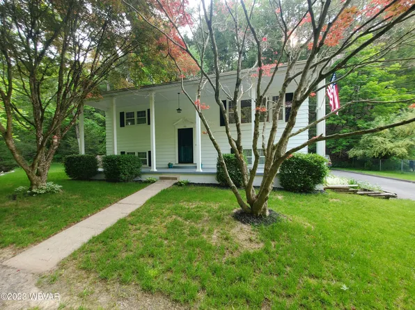 55 Hickory Dr, Lock Haven, PA 17745