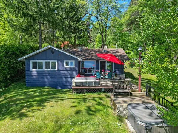 26 Manitou Ln, Kawartha Lakes, ON K0M 1A0