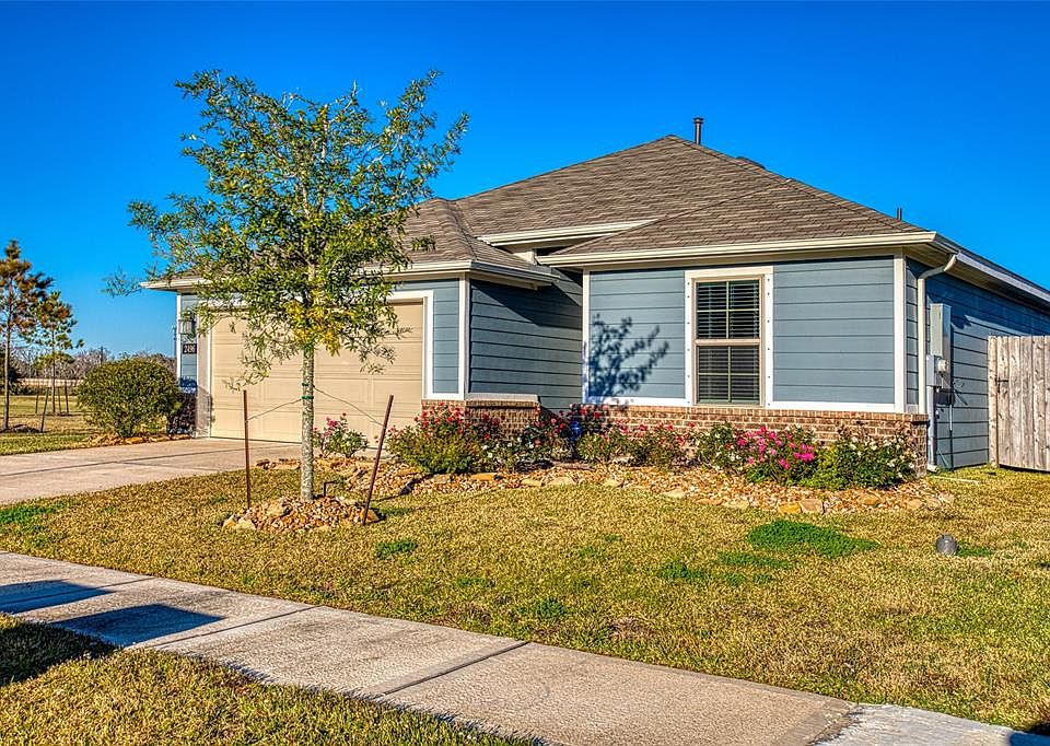 1st image of 2496 Gelding Manor Drive