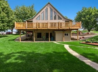 2173 Kimball Ave NW, Annandale, MN 55302