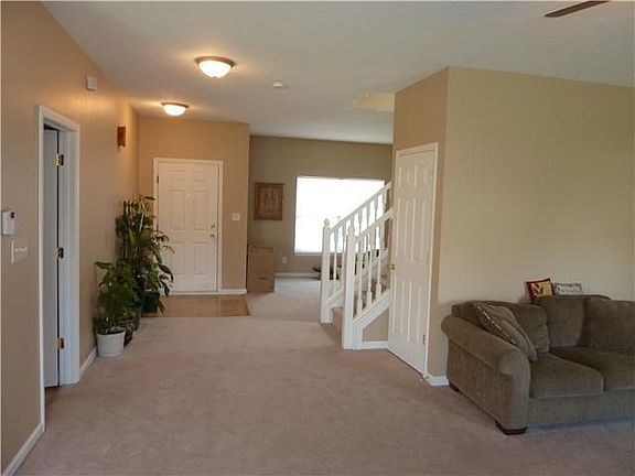 5th image of 12628 Braddock Ln