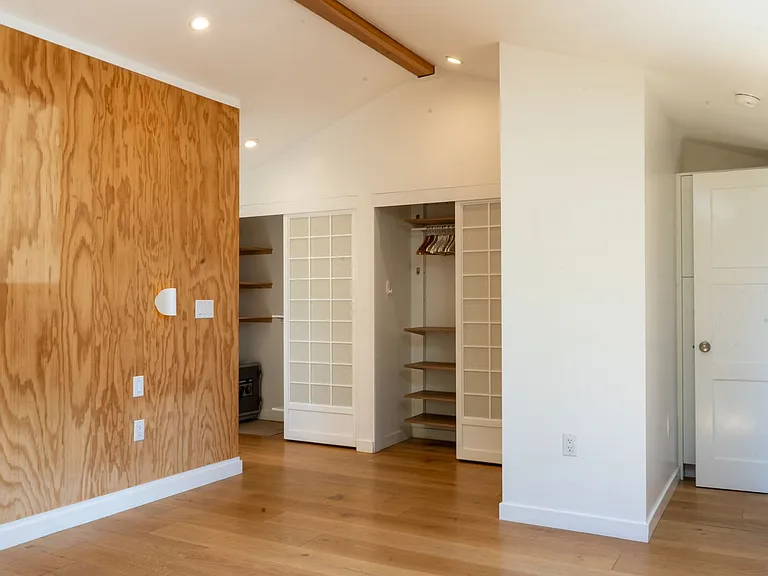 2211 Ashland Ave — Photo 17