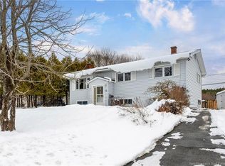 12 Kelton St, Saint John, NB E2J 3A7