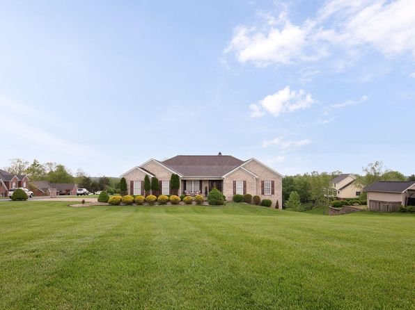210 Victoria Way, Georgetown, KY 40324