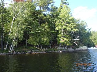 1 Woods Pt, Raquette Lake, NY 13436