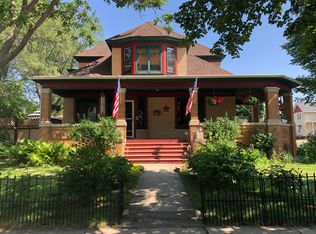 809 N 4th St, Watertown, WI 53098